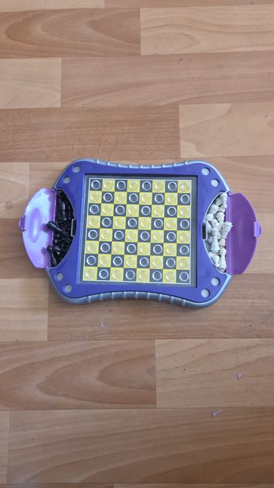 Продам шахи дорожні б/в.