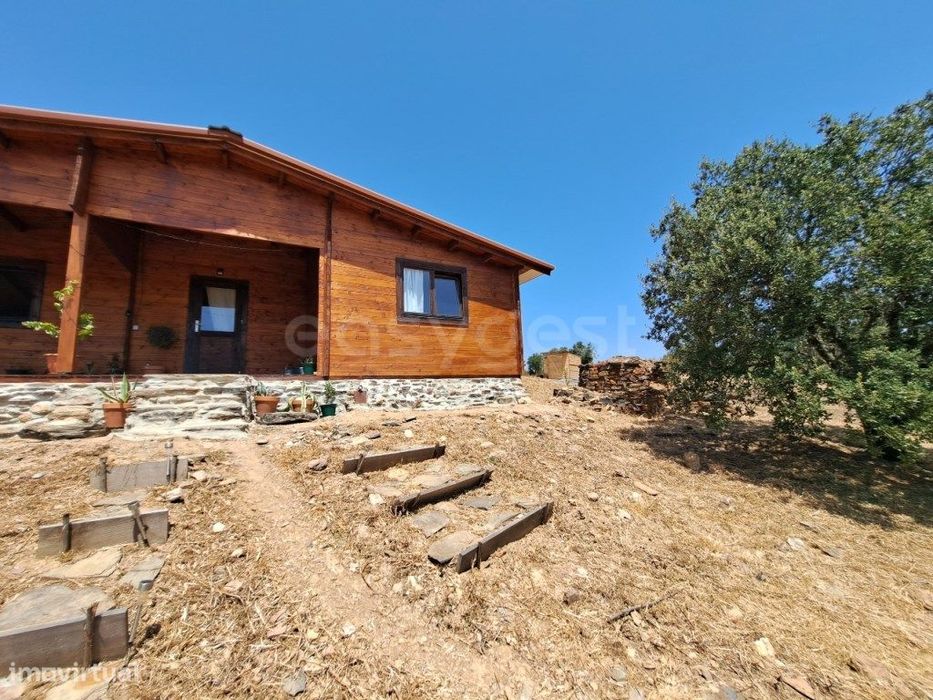 Monte isolado, com bonita vista, a 20 minutos da Costa Vicentina