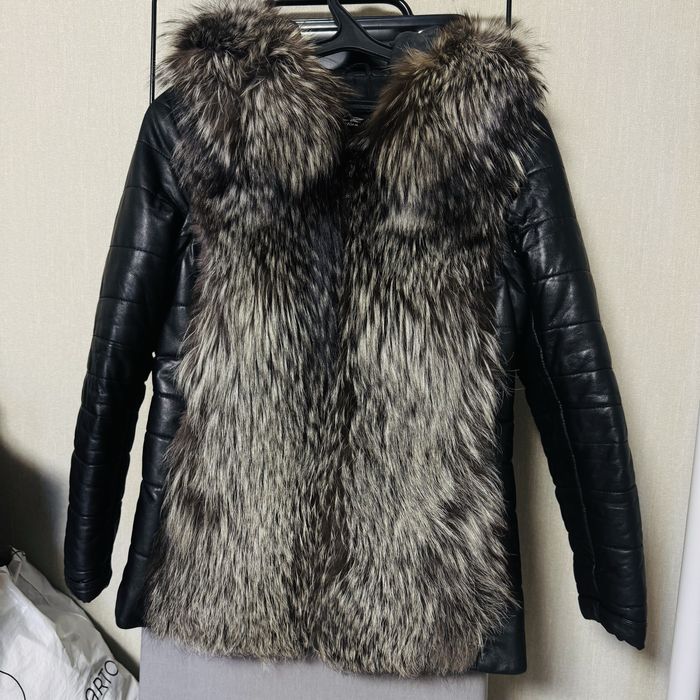 Кожана куртка-жилет