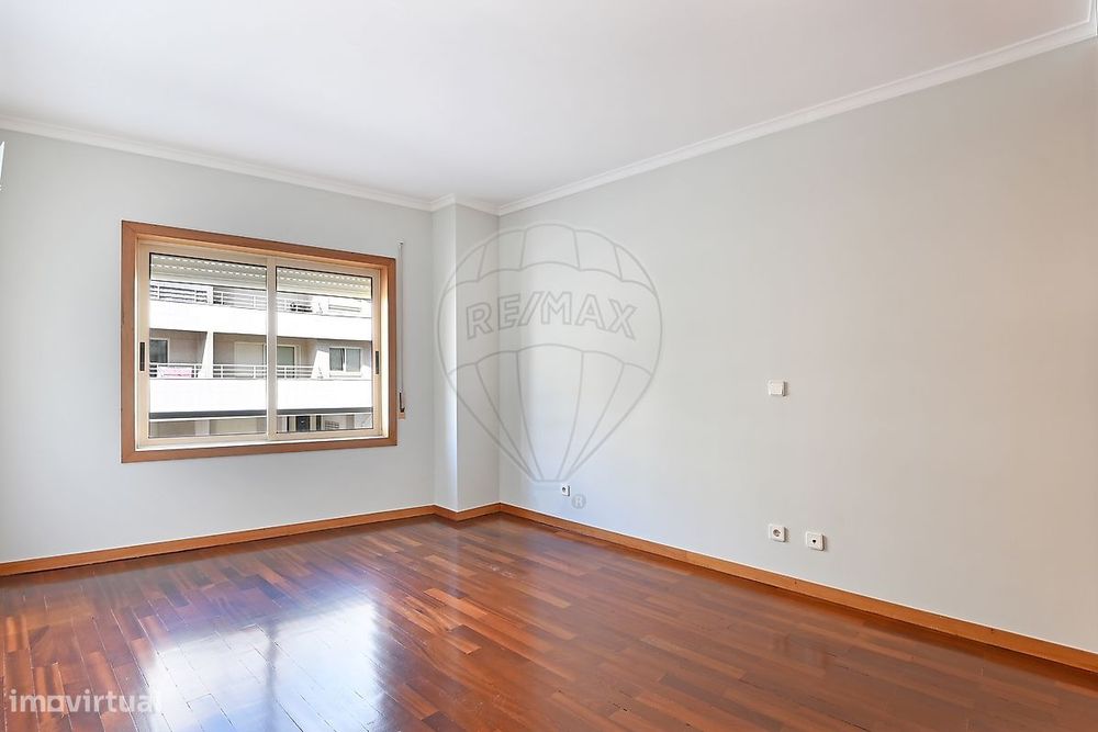 Apartamento T2 para arrendamento