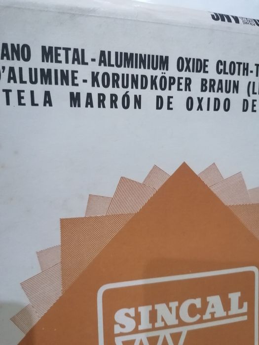 LIXA 50 FOLHAS = 6 euros *Vários grãos*  pª madeira - paredes metal -