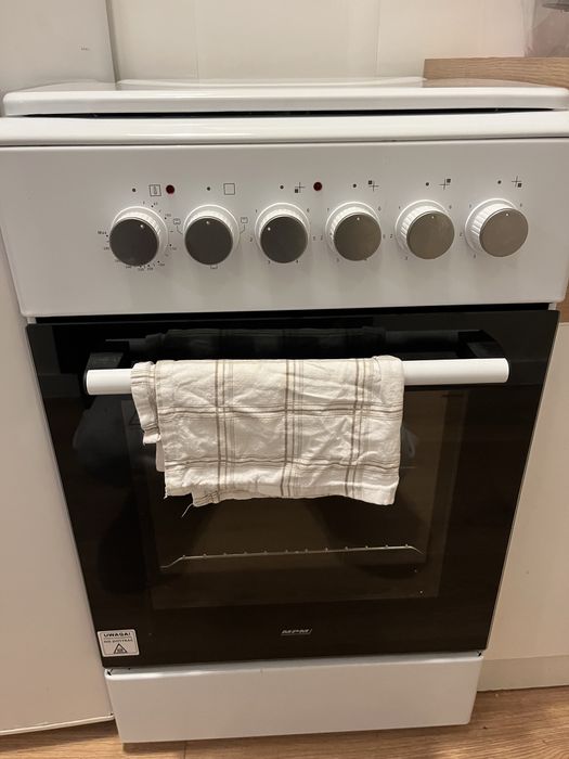 Kechenka elektryczna z piekarnikiem