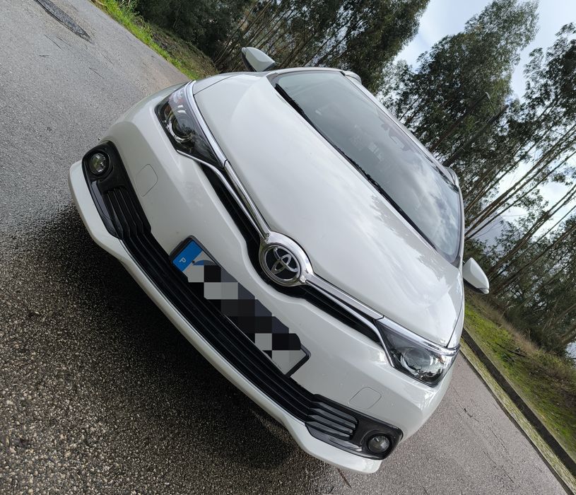 Toyota Auris SW 2018 1.4 D-4D Comfort+Pack Sport