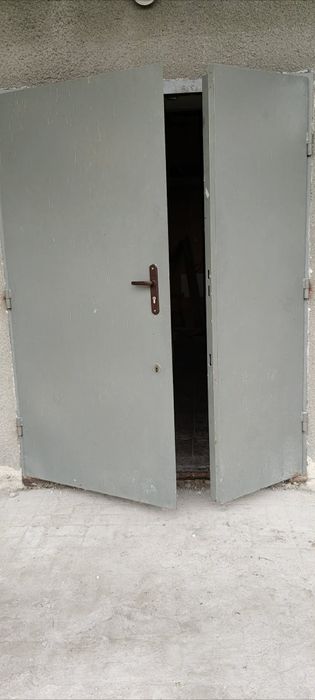 Drzwi wejściowe i drzwi garażowe antywłamaniowe