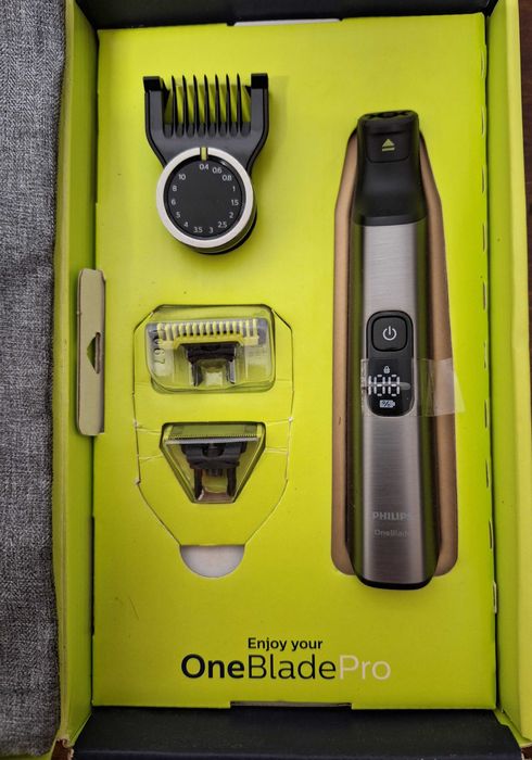 Aparador de cabelo multifunções philips OneBlade 120min