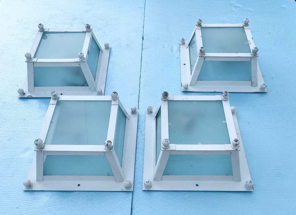 Conjunto 4 candeeiros de teto quadrangulares