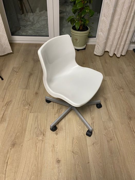 Krzesło obrotowe, fotel biurowy IKEA Snille