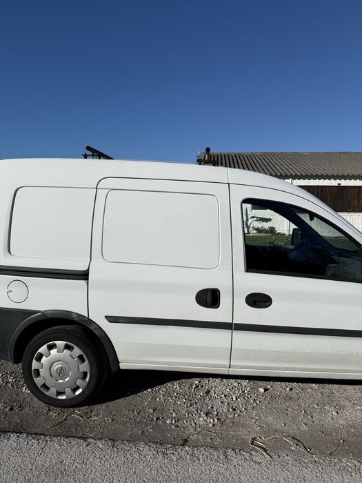 Opel Combo em bom estado