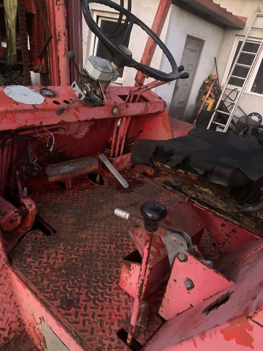 Wózek widłowy terenowy manitou