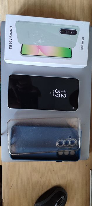 Продам Samsung A56 8/256 5G