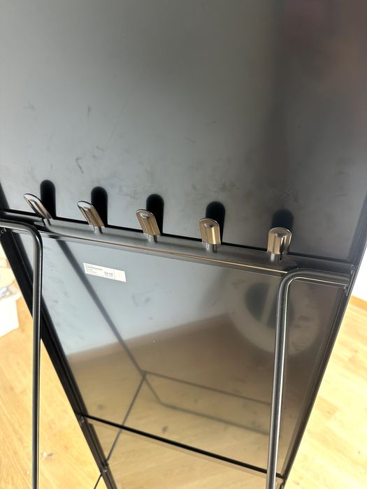 Espelho com cabide na parte de trás