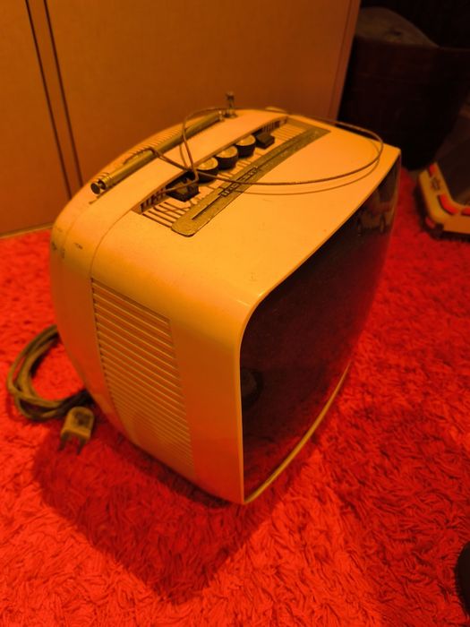 Televisão Vintage Indesit