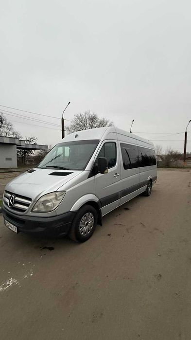Продам Mercedes Sprinter 8+1