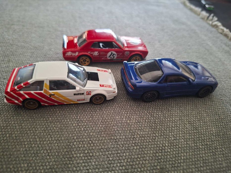 Hot Wheels розпак, Toyota, Nissan та Mitsubishi
