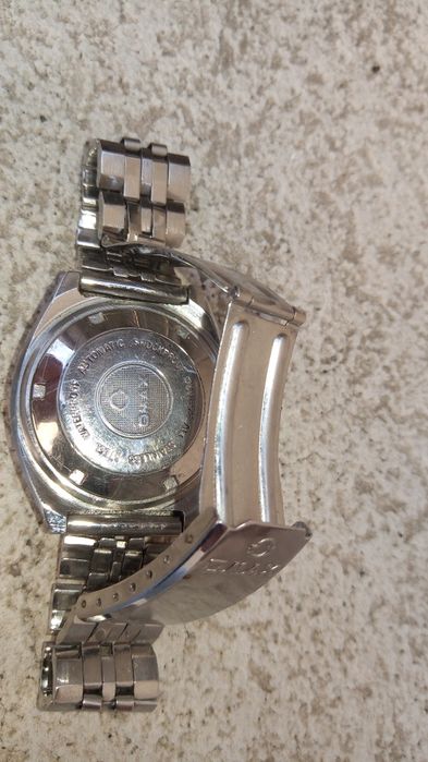 Relógio Omax automático original