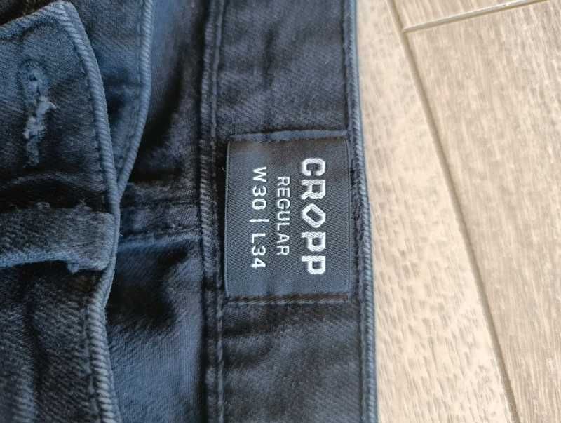Spodnie jeansowe Cropp regular W30 L 34