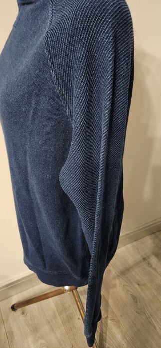 Niebieski męski sweter zapinany na zamek r XL