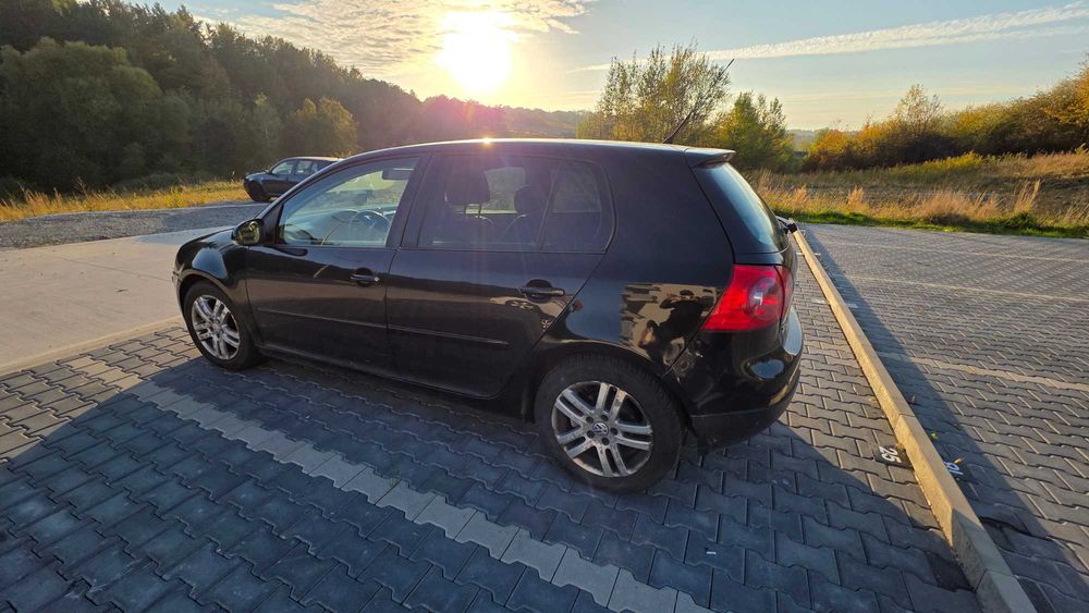 Golf V 2007 r.  z gazem