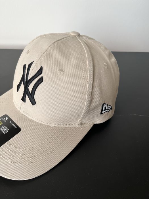 Boné New Era Bege