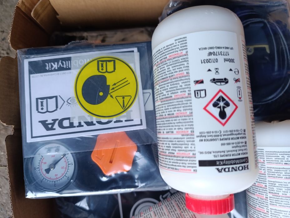 Оригінальний компресор Honda ContiMobilityKit + герметик