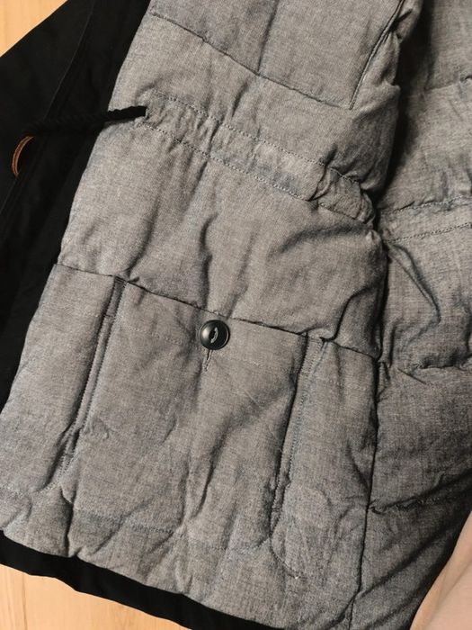 Zimowa męska kurtka Levi's. Rozmiar L.