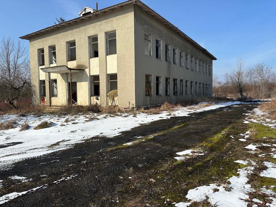 Продаж промислового об’єкту біля ж/д гілки з власною землею 3,15 Га