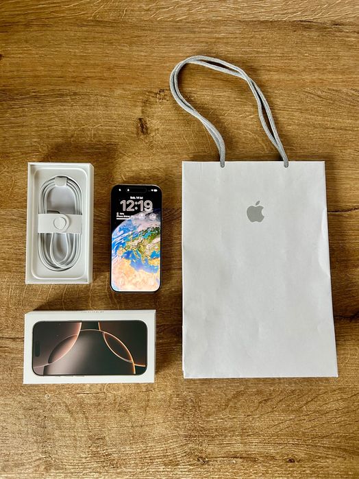 APPLE iPhone 16 Pro, 128GB Tytan, na gwarancji do 09.2026, bdb stan
