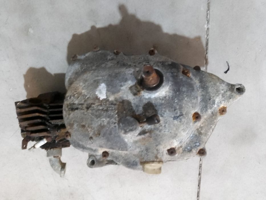 Motor moto marca Onda.