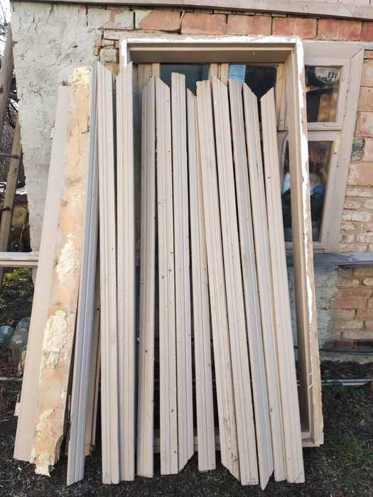 Двері. Всі за 2000грн