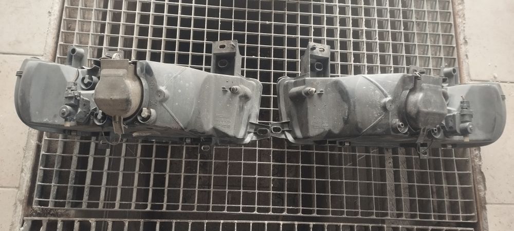 Передні фари лампи Renault Master