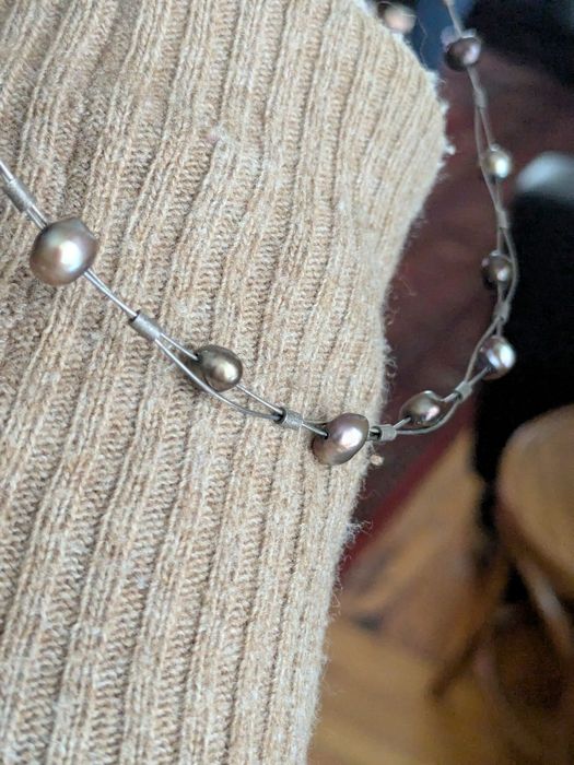 Naszyjnik srebro i perły brązowe