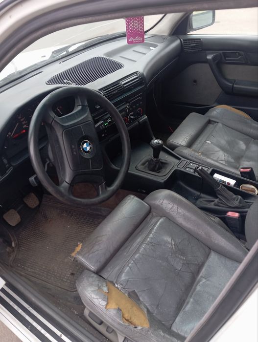 Продам BMW 34 срочно