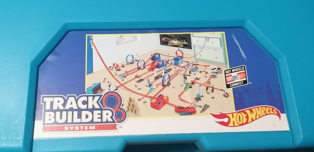 Pista Hotwheels Track Builder Multi Loop436853777420800001