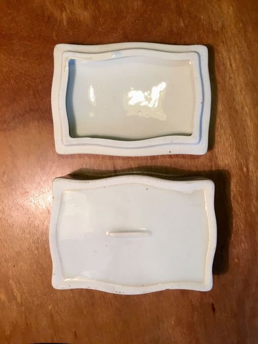 CAIXA CHINESA - pintada à mão - séc. XX - 12,7x9,1x5,3 cm/s