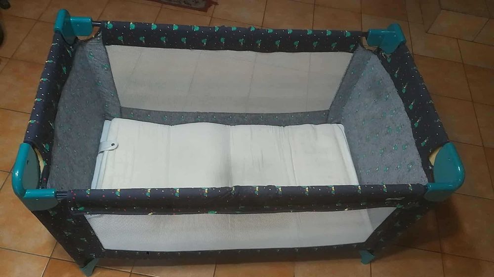 Łóżeczko turystyczne, kojec Chicco