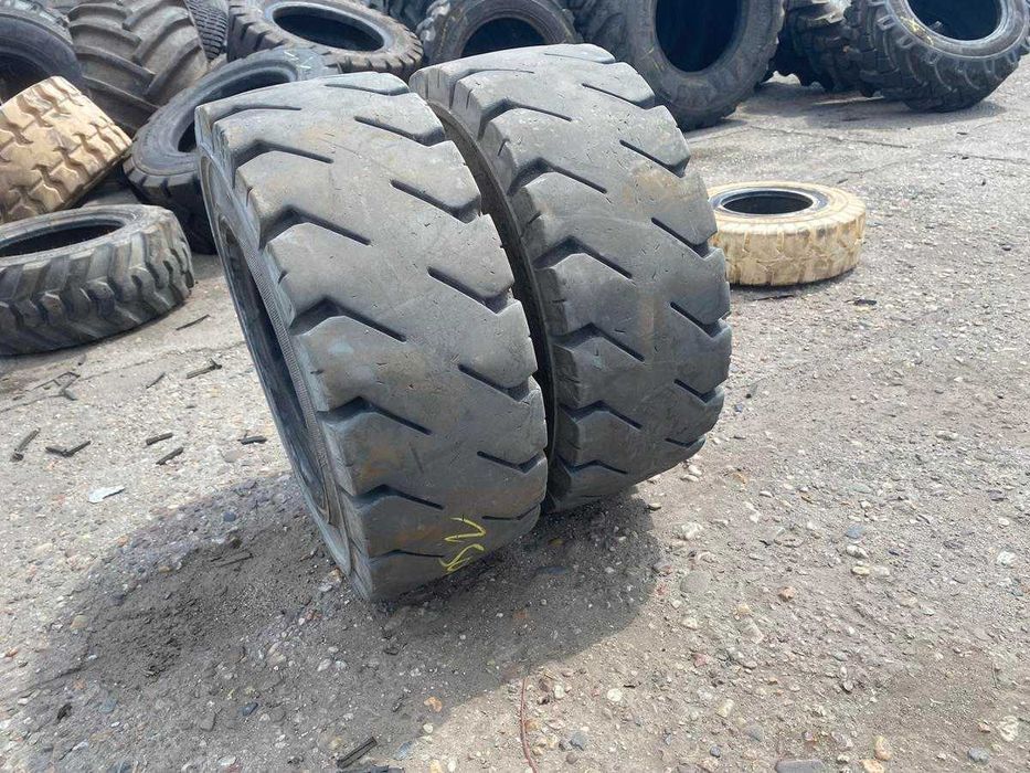 Opony używane pełne 23x9-10 Solideal zerwany QUICK 225/75-10 WYSYŁKA