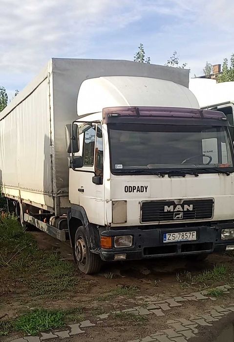 Samochód ciężarowy MAN 12.224