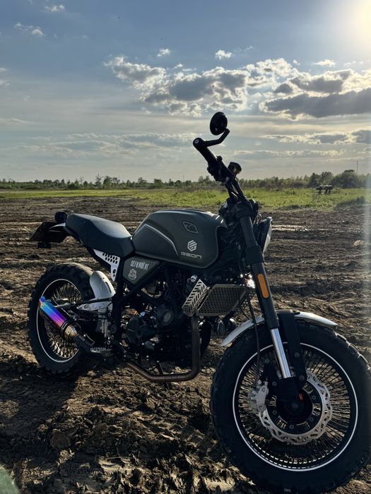 Продам мото геон скрамблер 300