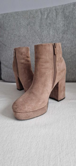 Botki DeeZee rozmiar 37