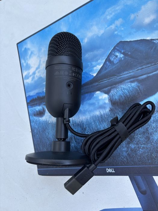 Професійний/ігровий мікрофон Razer Siren V2x