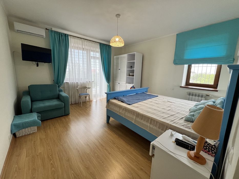 Капитальный дом у моря в курортном районе ОДЕССЫ!