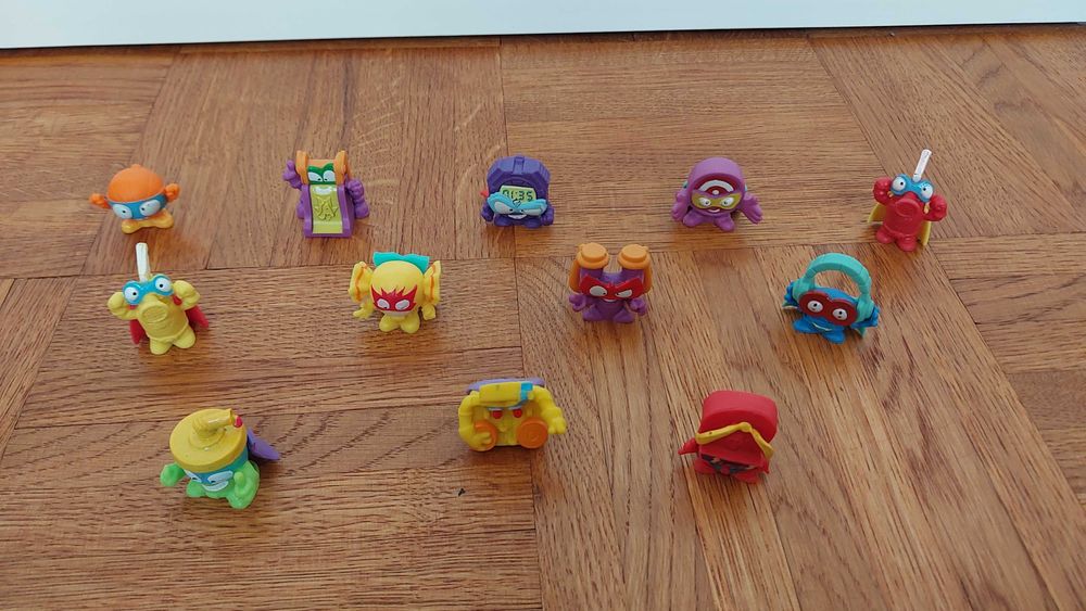 Super Zings różne figurki