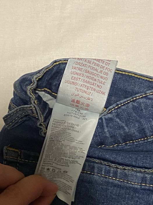 Нові Джинси Levis - S