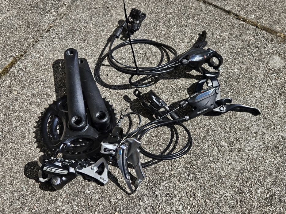 Grupo Shimano ACERA