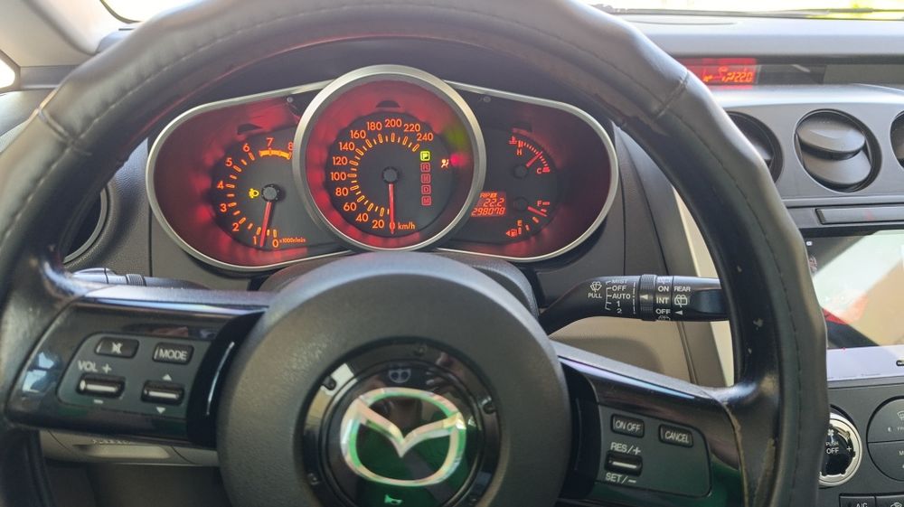 Продам Mazda CX-7