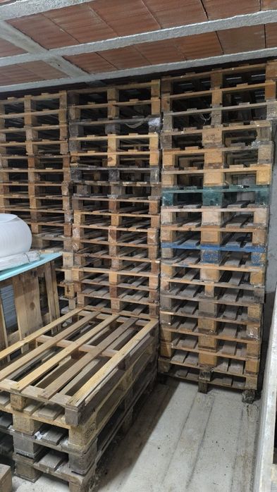 Cerca de 80 europaletes 1.20*0.80 novas