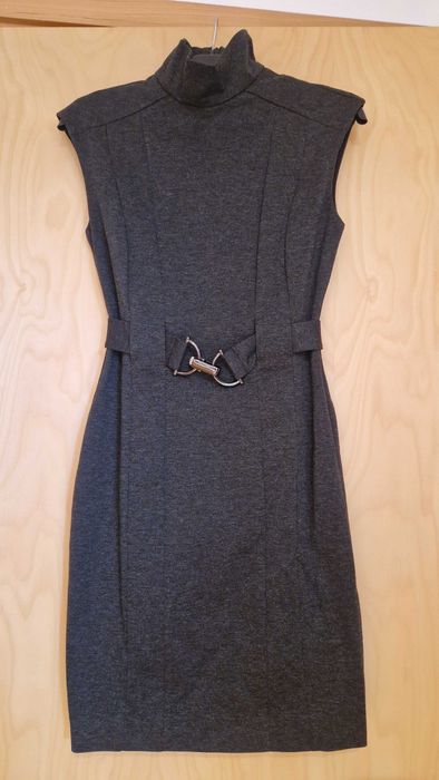 Vestido cinza, cintado, Zara, tamanho S
