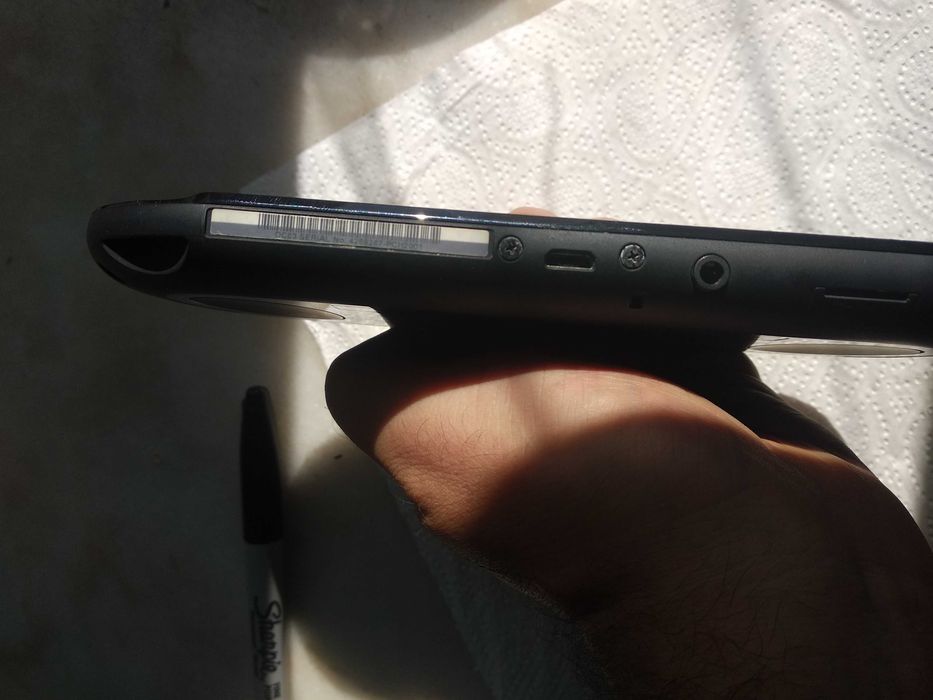 PSVita desbloqueada + adaptador MicroSD e cartão de 32GB ou 128GB