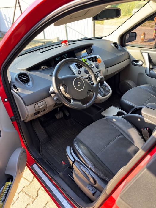 Renault Grand Scenic 2