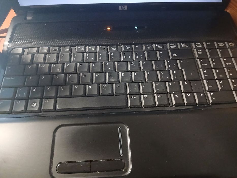 Laptop 17 cali HP Compact 6830s sprawny